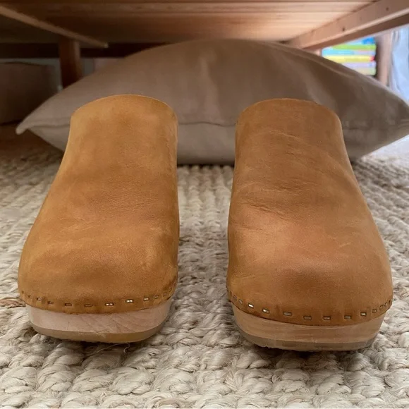 Bryr Chloe Clog - Picture 5 of 16